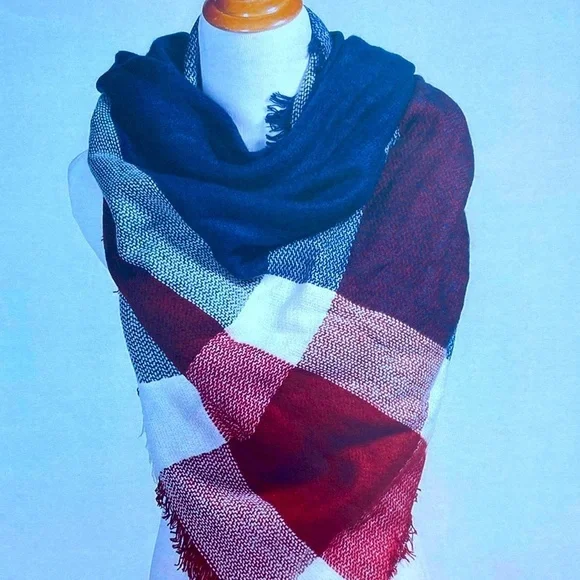 Color Block Blanket Scarf - Burgundy/Navy - Picture 3 of 3